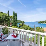 Appartamento & Mara & Petrunjela - With Balcony And Sea View