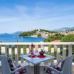 Appartamento & Mara & Petrunjela - With Balcony And Sea View *