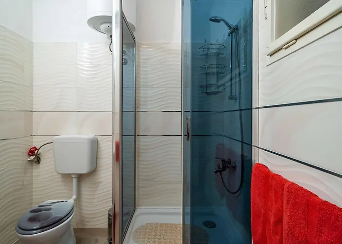 & Mara & Petrunjela - With Balcony And Sea View Appartement