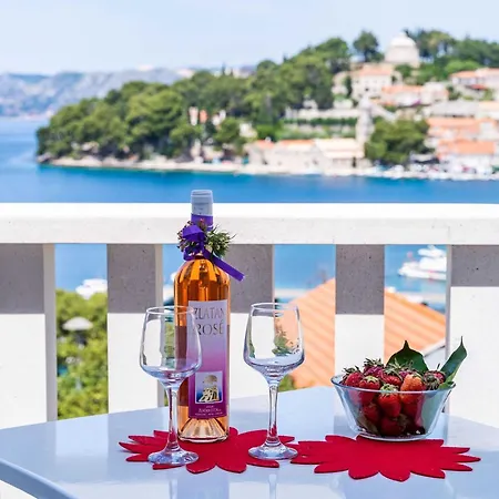 & Mara & Petrunjela - With Balcony And Sea View