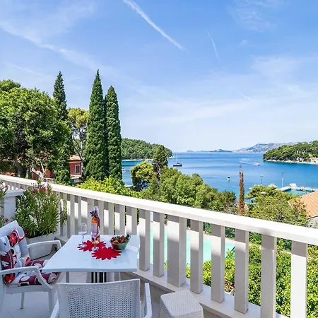 Appartement & Mara & Petrunjela - With Balcony And Sea View