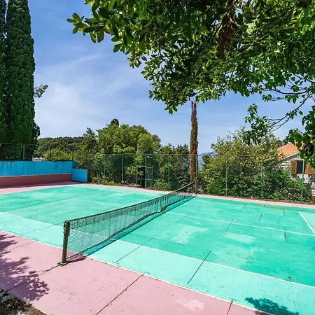 Appartement & Mara & Petrunjela - With Balcony And Sea View