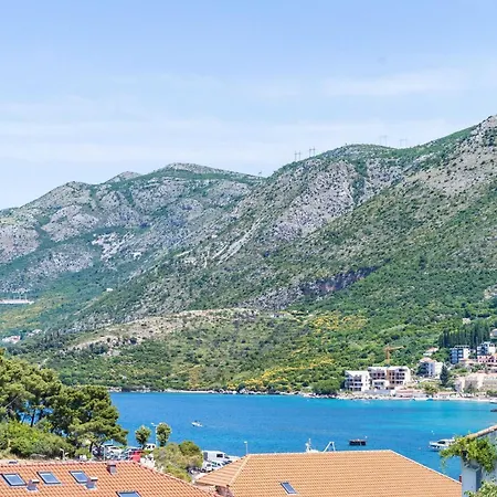 & Mara & Petrunjela - With Balcony And Sea View Cavtat