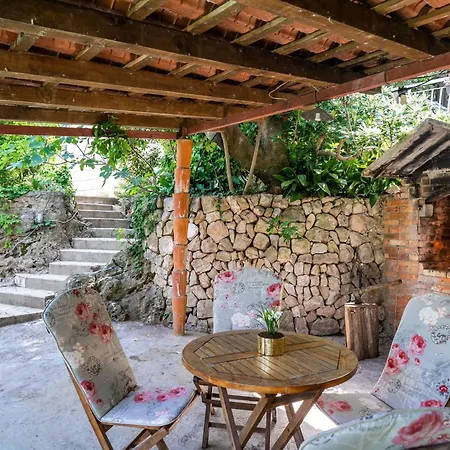 Appartement & Mara & Petrunjela - With Balcony And Sea View *