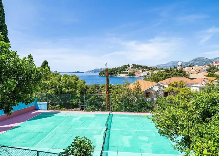 & Mara & Petrunjela - With Balcony And Sea View Cavtat