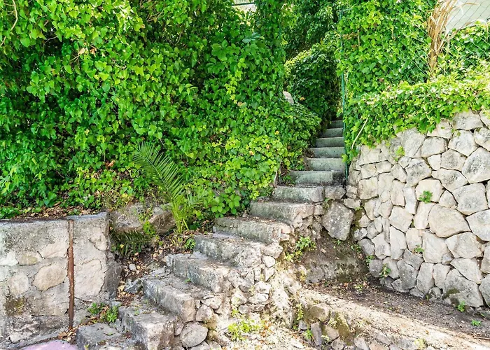 & Mara & Petrunjela - With Balcony And Sea View