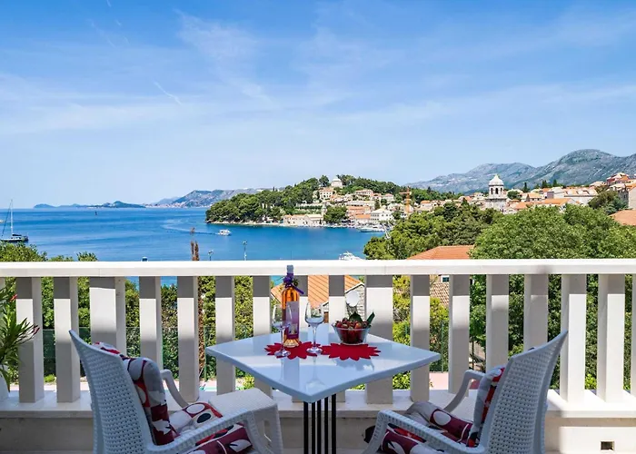 Apartament & Mara & Petrunjela - With Balcony And Sea View *