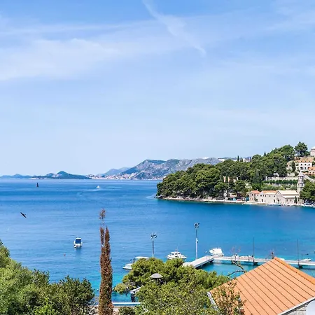 & Mara & Petrunjela - With Balcony And Sea View דירה